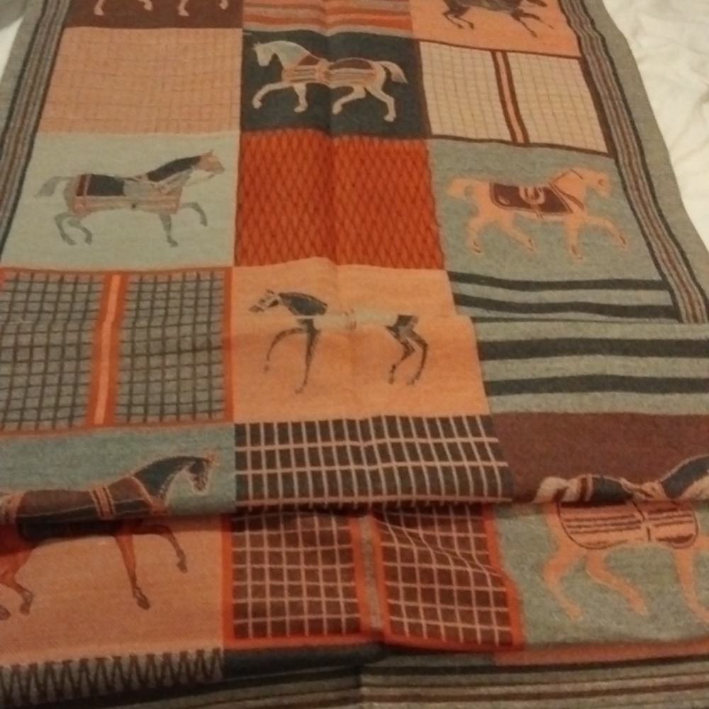 ⭐Elegant Cashmere Shawl⭐ - Picture 16 of 17